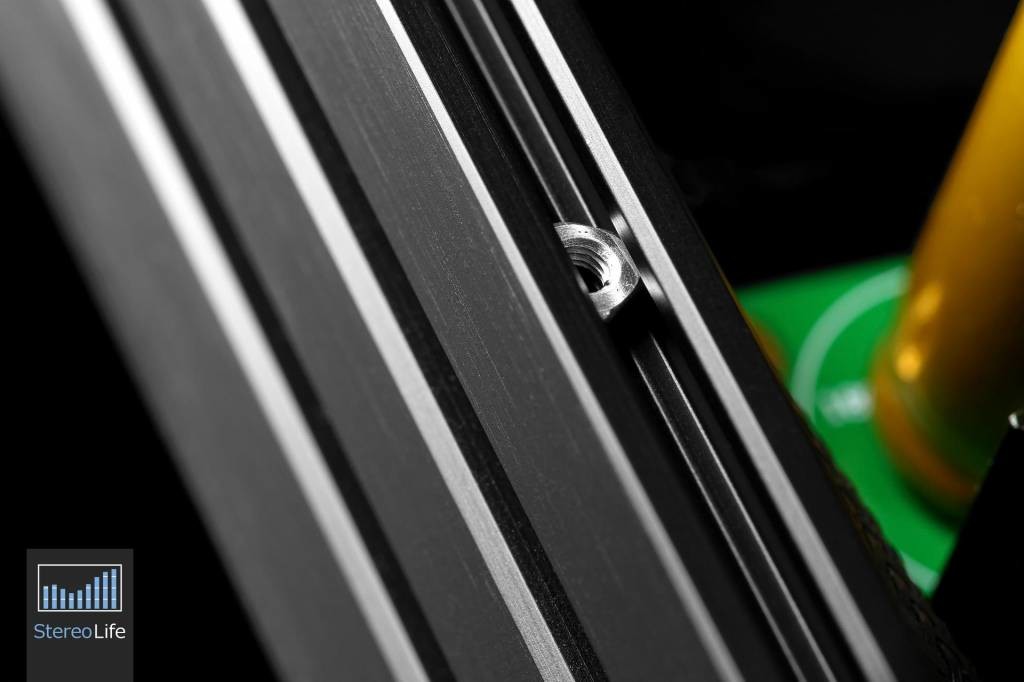 fullscreen_gallery_image1-15