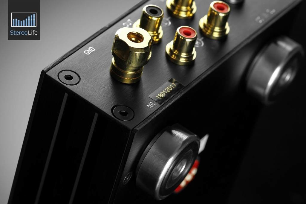 fullscreen_gallery_image1-8